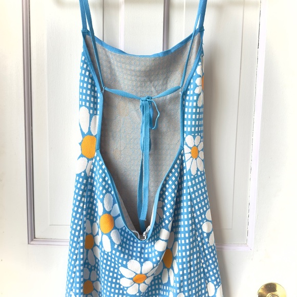 Zara Blue Gingham Daisy Knit Mini Dress Size Large - Picture 9 of 12
